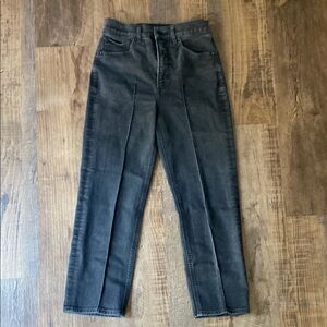 Super High Rise Capri